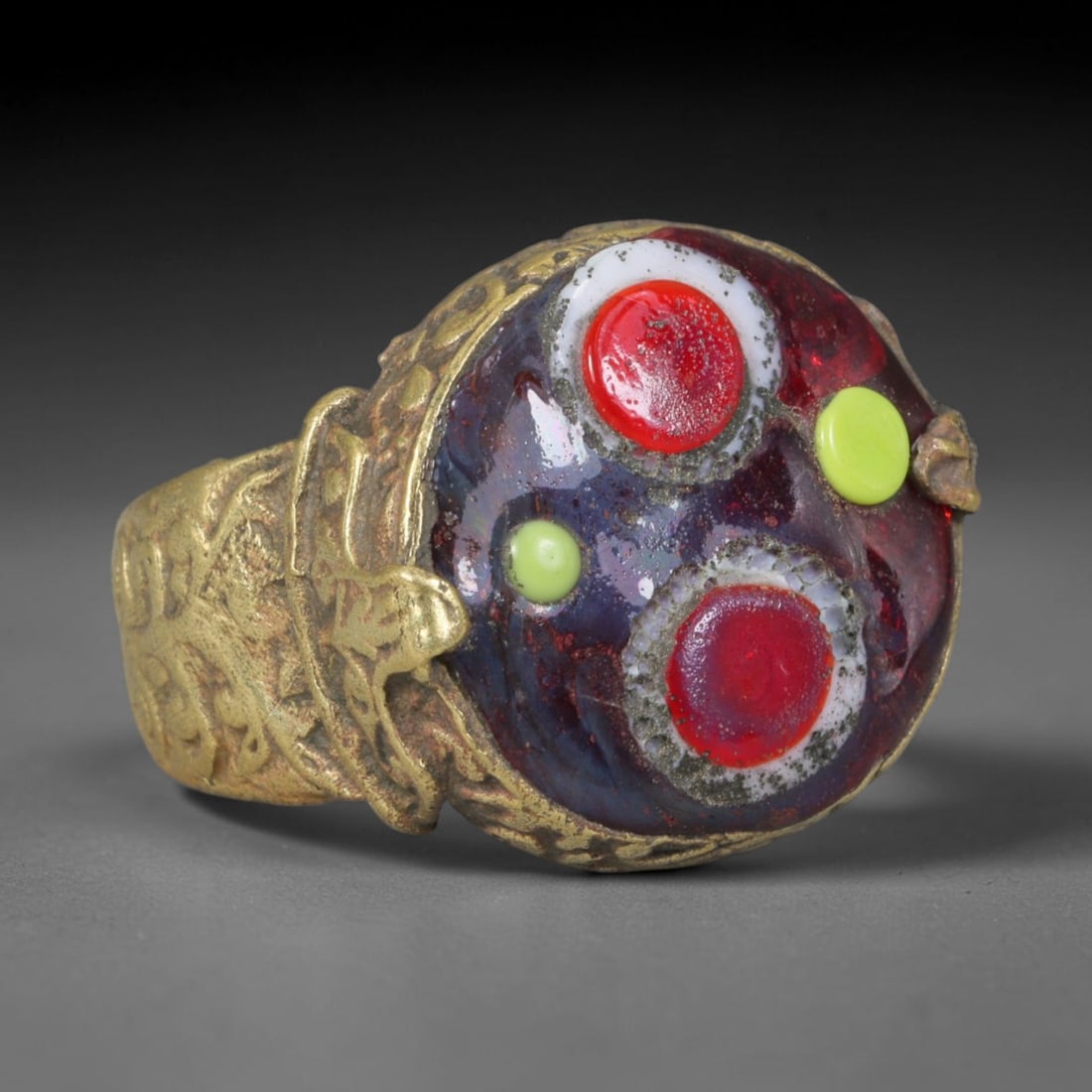 Antique Islamic Millefiori Evil Eye Glass Cabochon Set Vintage Signet Ring (1700-1900 CE), 10AM: The primary collectible value resides within the inset antique millefiori evil-eye glass cabochon, authentic genuine antique glass (distinguished from earlier ancient glass and modern vintage glass) c