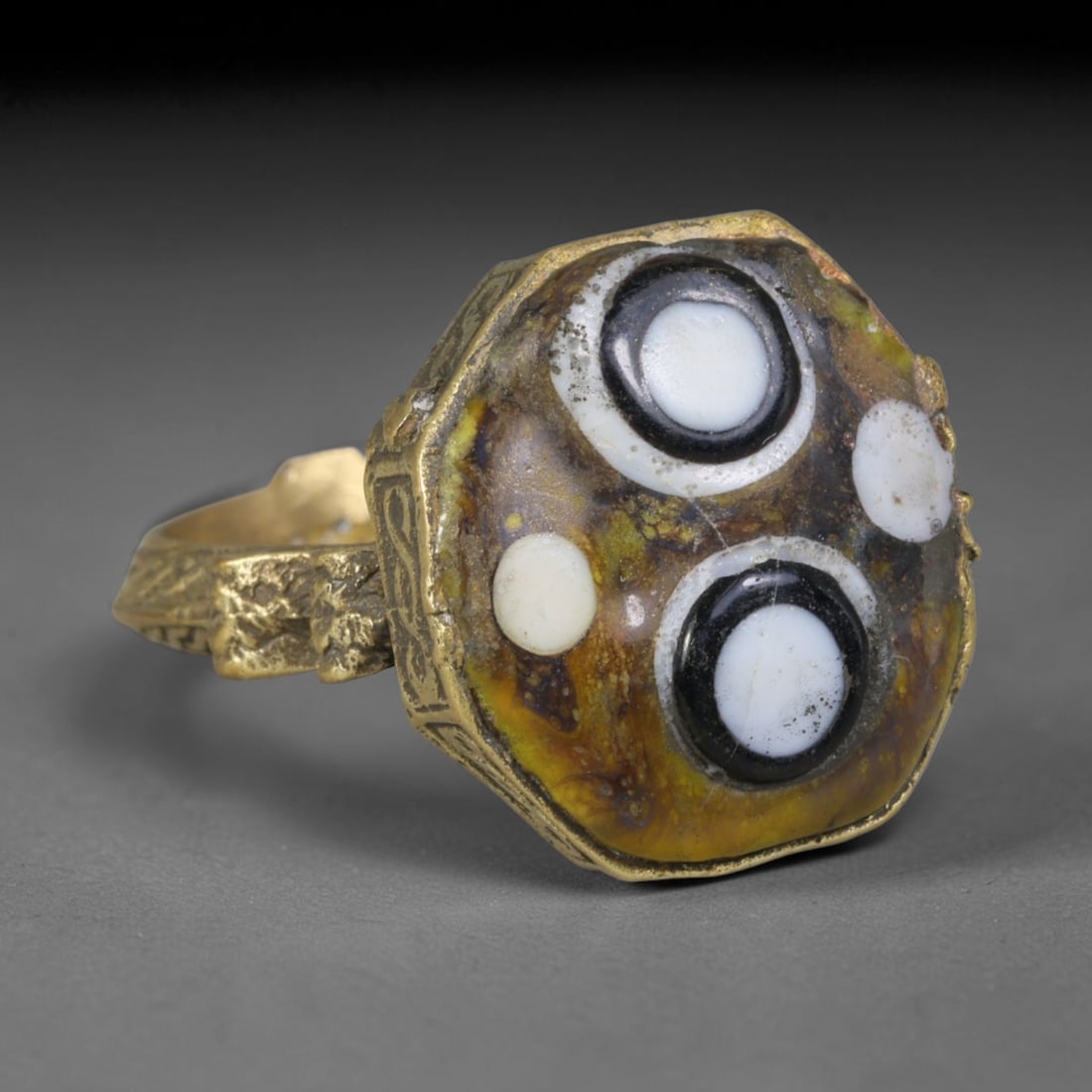Antique Islamic Millefiori Evil Eye Glass Cabochon Set Vintage Signet Ring (1700-1900 CE), 61AM (1 of 1)