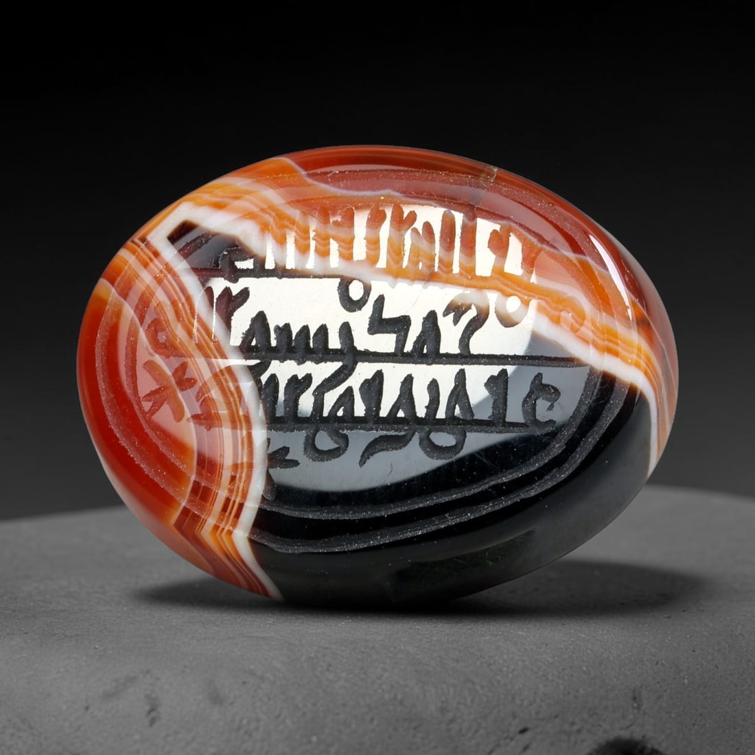 Early Vintage Islamic Natural Agate Script Intaglio Seal Cabochon (Post 1900 CE), 52FL: Fully hand-engraved oval agate intaglio seal tablet, crafted entirely by hand with no machine-assisted carving. The polished stone face features inscribed devotional script contained within a defined 