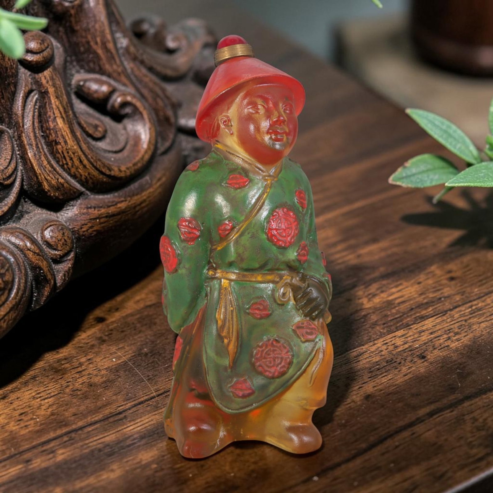 Vintage Chinese Hand Painted Gradient Liuli Glass Snuff Bottle - Qing Dynasty Attendant, 35AS: This fully sculpted anthropomorphic snuff bottle is crafted from translucent frosted gradient honey-amber vintage Chinese liuli glass, shaped as a traditional Qing dynasty attendant figure wearing a c