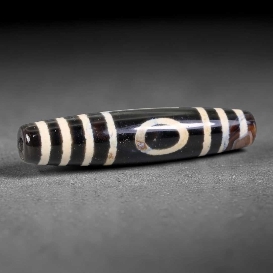 Vintage Himalayan Tibetan Natural Etched Agate Dzi Amulet Trade Bead, 68EB (1 of 1)