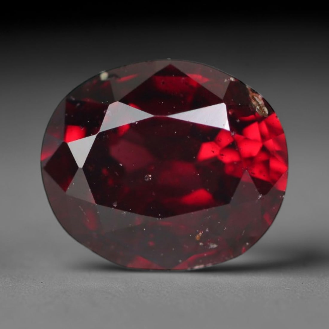 2.86ct Natural Mozambican Deep Crimson Red Faceted Almandine Garnet Loose Gemstone, 93BC: This meticulously faceted garnet features a dense, rich red crystalline body dotted with subtle micro mineral inclusions scattered evenly throughout its transparent interior, precision-cut reflective 