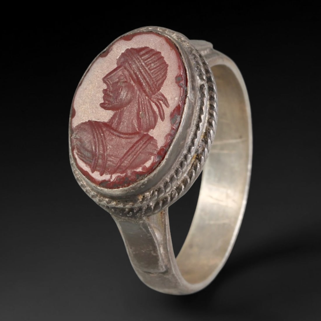 Ancient Medieval Qajar Persian Culture Silver Carnelian Intaglio Signet Ring (1789-1925 CE), 17BF: This authentic antique handcrafted silver signet ring originates from Qajar Dynasty Persian craft traditions, a revered form of elite personal seal jewelry widely traded and worn across historic Persi