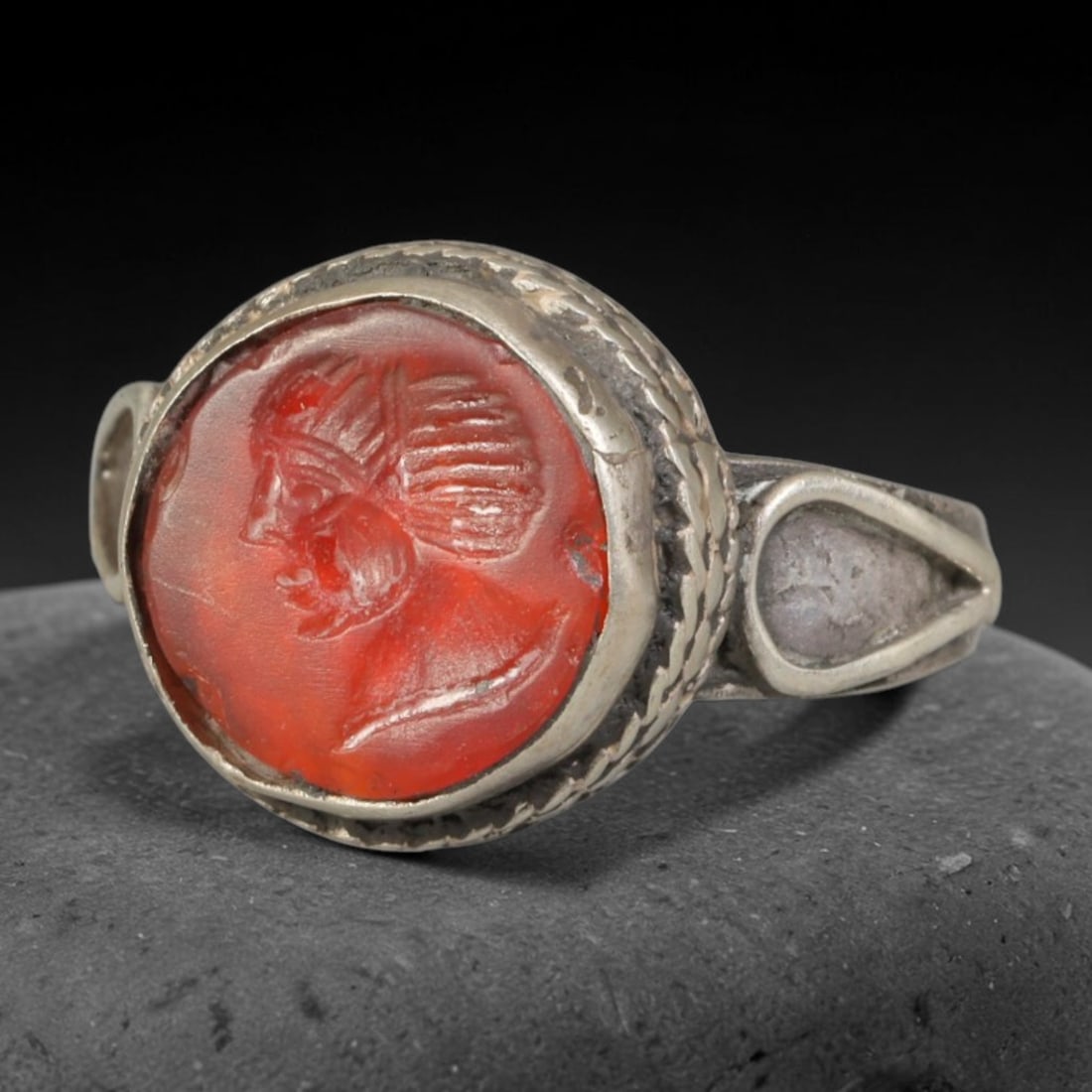 Ancient Medieval Qajar Persian Culture Silver Carnelian Intaglio Signet Ring (1789-1925 CE), 32BF: This authentic antique handcrafted silver signet ring originates from Qajar Dynasty Persian craft traditions, a revered form of elite personal seal jewelry widely traded and worn across historic Persi