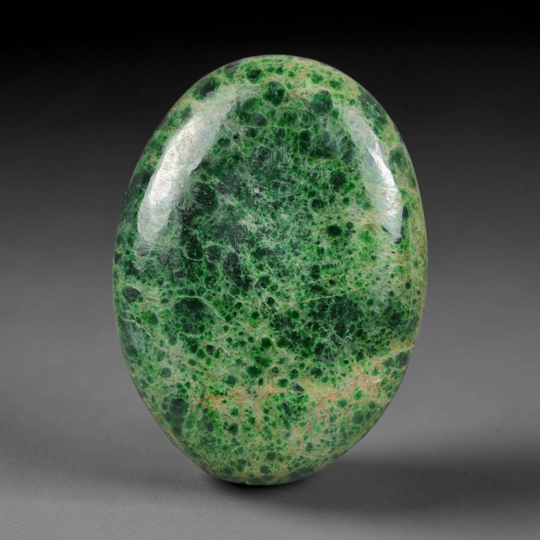 20.53ct Natural Burmese Type A Jadeite Jade Cabochon, 48AL: This single loose natural Burmese Type A jadeite jade cabochon, fully untreated with no dyeing, bleaching or resin impregnation, this genuine Type A jade retains its all-natural crystalline structure 
