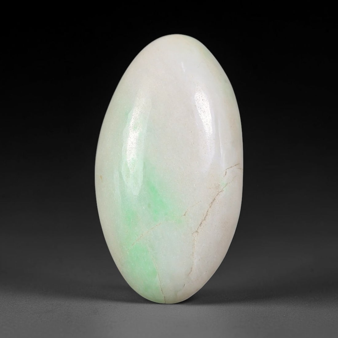 18.26ct Natural Burmese Type A Jadeite Jade Cabochon, 36FP, 36FP: This single loose natural Burmese Type A jadeite jade cabochon, fully untreated with no dyeing, bleaching or resin impregnation, this genuine Type A jade retains its all-natural crystalline structure 