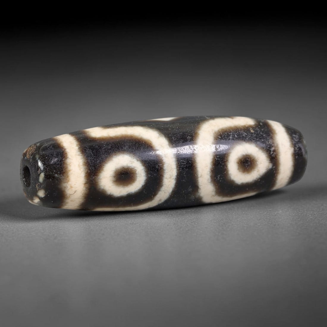 Vintage Himalayan Tibetan Natural Etched Agate Dzi Amulet Trade Bead, 60EB: This vintage natural agate dzi amulet bead originates from traditional Tibetan Himalayan craft traditions, a revered chalcedony talisman circulated extensively along cross-mountain regional trade rout
