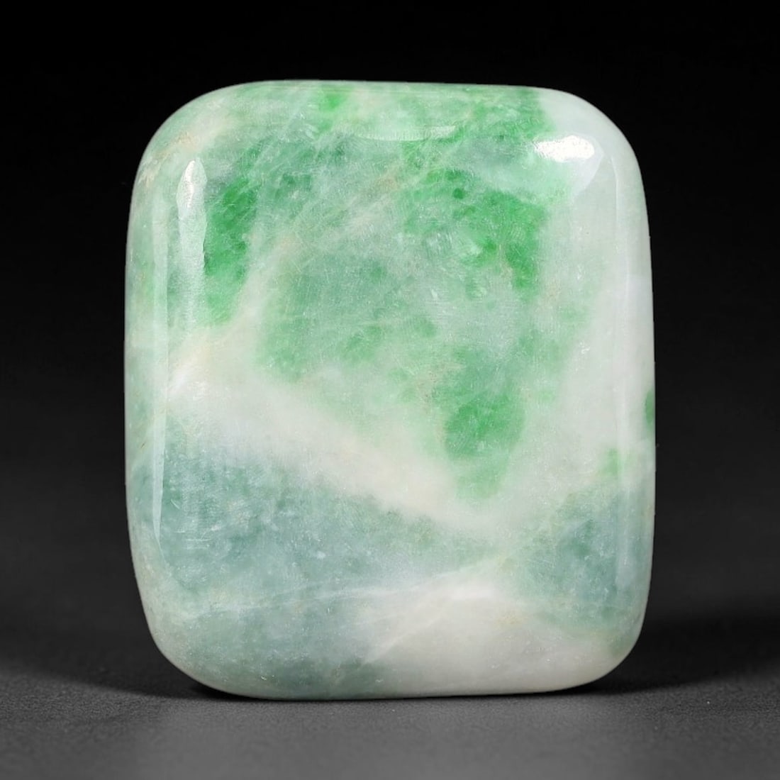 28.92ct Natural Burmese Type A Jadeite Jade Cabochon, 67FP: This single loose natural Burmese Type A jadeite jade cabochon, fully untreated with no dyeing, bleaching or resin impregnation, this genuine Type A jade retains its all-natural crystalline structure 