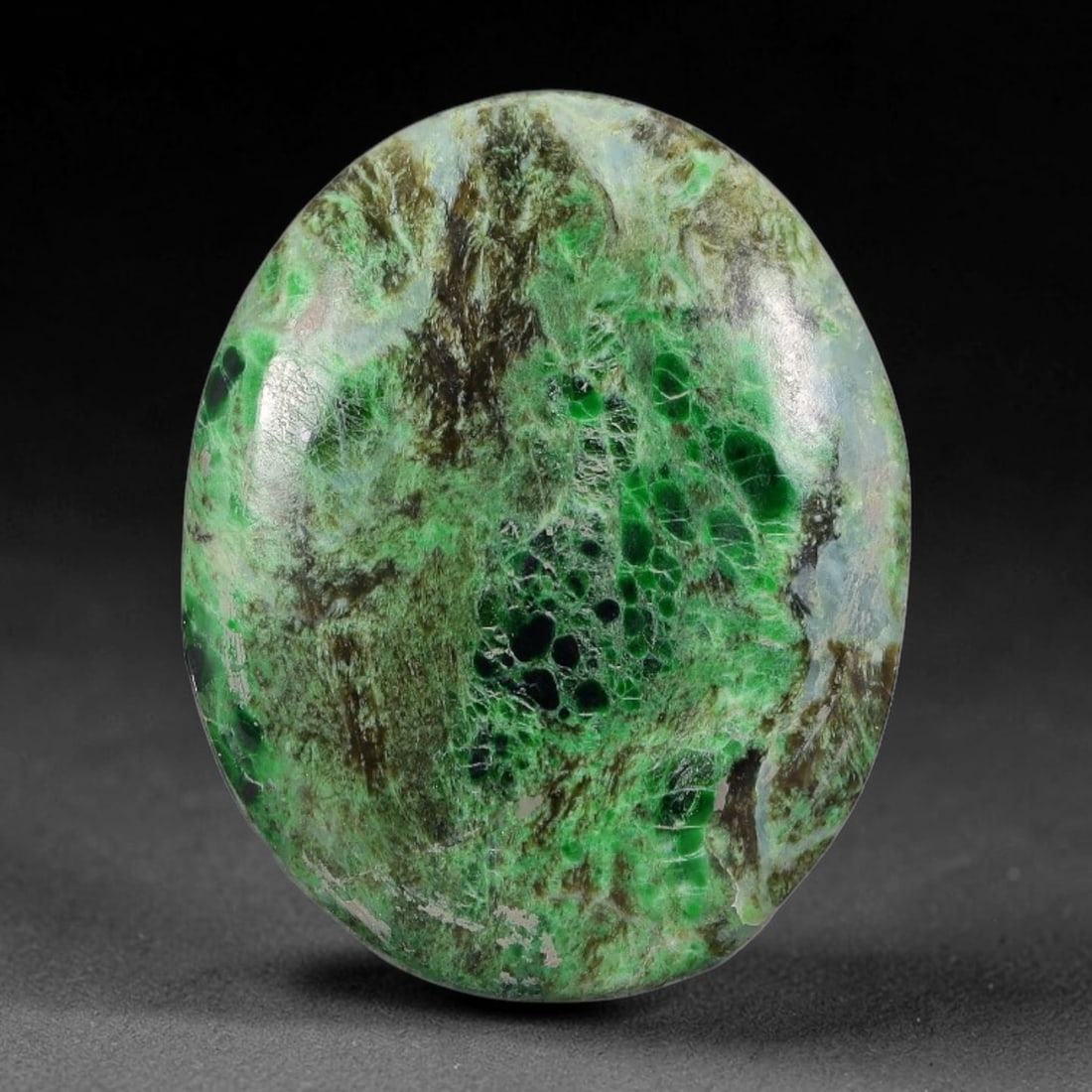 13.60ct Natural Burmese Type A Jadeite Jade Cabochon, 41FB: This single loose natural Burmese Type A jadeite jade cabochon, fully untreated with no dyeing, bleaching or resin impregnation, this genuine Type A jade retains its all-natural crystalline structure 