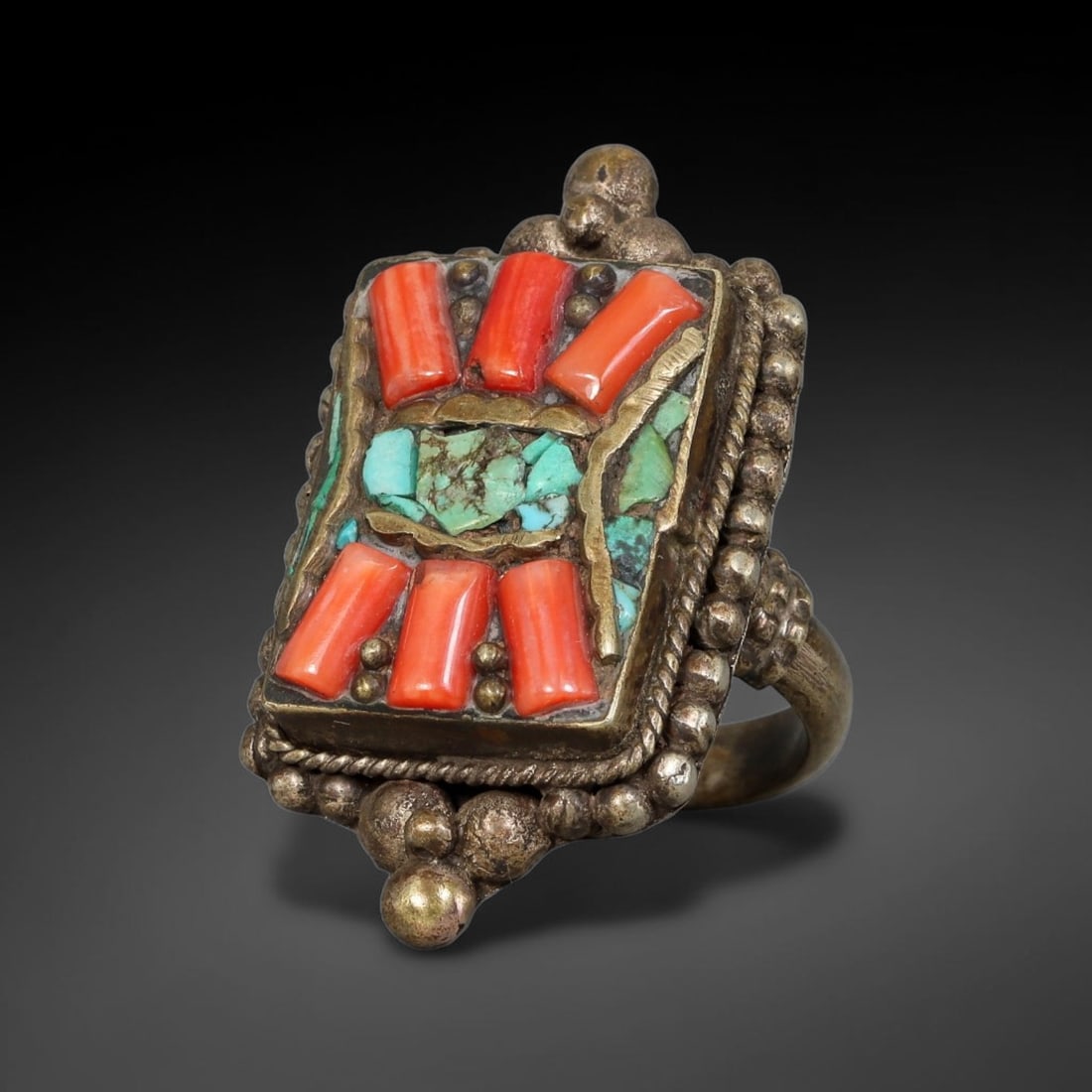 Vintage Tibetan Tribal Silver Plated Gemstone Inlay Ring, US Size 9, 89BY: Vintage Tibetan constructed ring with silver plated metal framework. The face features carefully set natural mineral inlays surrounded by detailed traditional metal ornamentation and textured border d