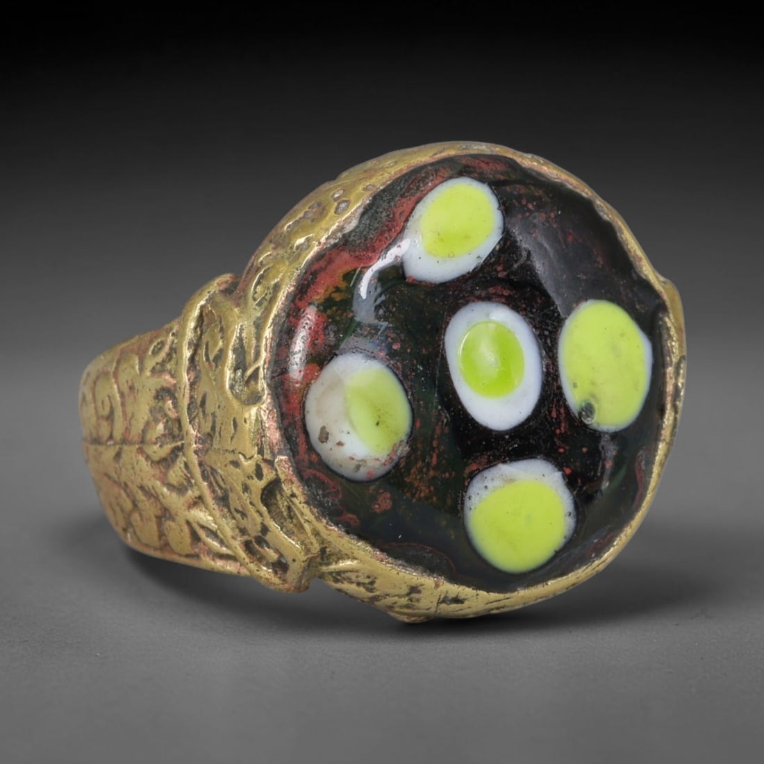 Antique Islamic Millefiori Evil Eye Glass Cabochon Set Vintage Signet Ring (1700-1900 CE), 48AM: The primary collectible value resides within the inset antique millefiori evil-eye glass cabochon, authentic genuine antique glass (distinguished from earlier ancient glass and modern vintage glass) c