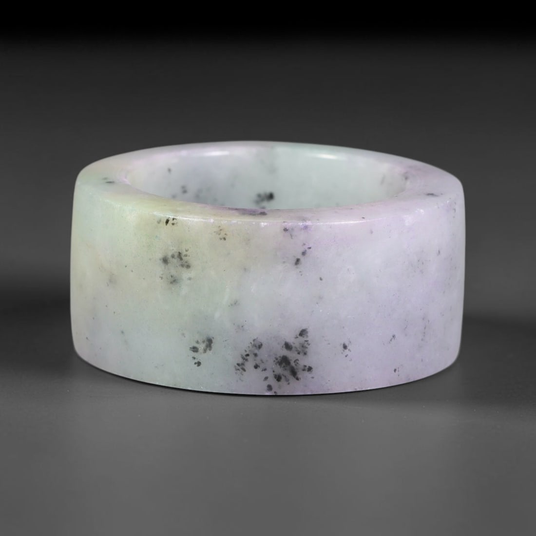 Natural Burmese Type A Jadeite Jade Lavender & Green Wide Band Ring, 76BG: Solid untreated Burmese Type A jadeite jade wide cylindrical band ring, US ring size 11.5 with a broad 21mm band width. The jadeite displays a soft gradient blend of delicate lavender lilac transition