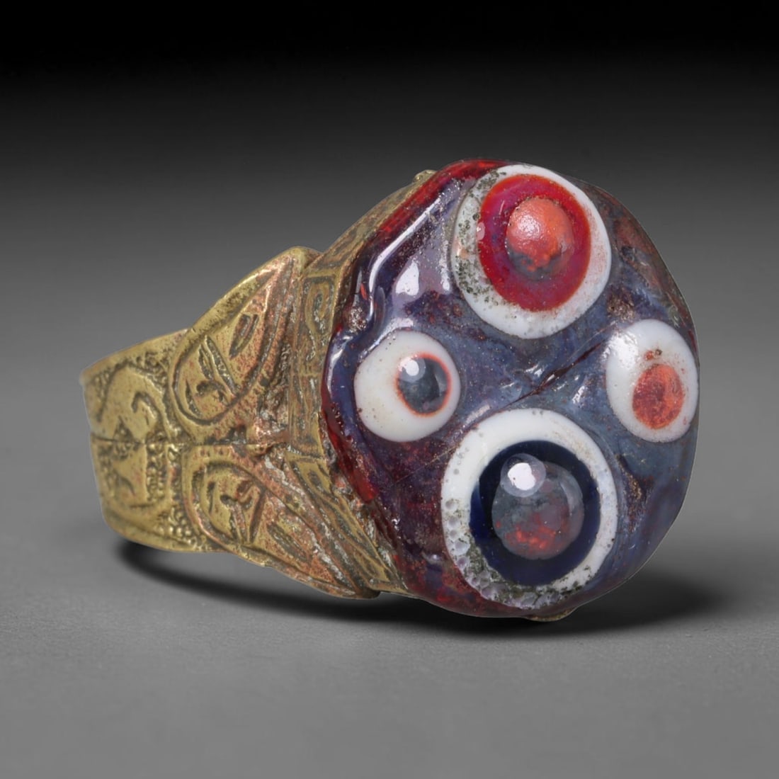 Antique Islamic Millefiori Evil Eye Glass Cabochon Set Vintage Signet Ring (1700-1900 CE), 13AM: The primary collectible value resides within the inset antique millefiori evil-eye glass cabochon, authentic genuine antique glass (distinguished from earlier ancient glass and modern vintage glass) c