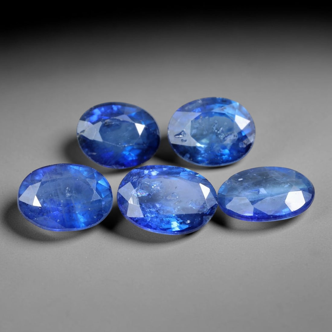 3.64ct Natural African Royal Blue Sapphire Parcel Loose Gemstones, 40BE: This matched parcel of polished sapphires carries rich saturated royal blue body tone, with natural mineral inclusions distributed throughout each crystal interior, featuring calibrated dimensions up 