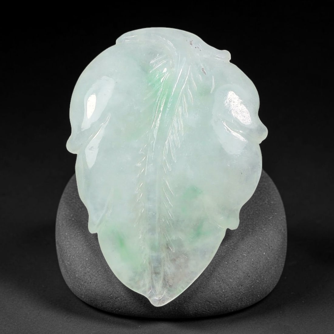 Natural Burmese Type A Jadeite Jade Hand Carved Pendant, 39BS: Artisan hand-carved untreated Burmese Type A jadeite jade pendant measuring 25x18 mm. Carefully sculpted with detailed relief craftsmanship and finished with a smooth glossy polish. Authentic Type A j