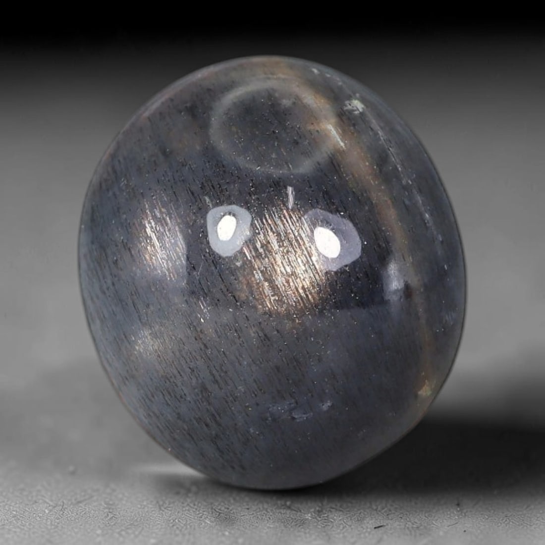 8.22 Carats Natural Australian Lattice Sunstone Cabochon Loose Gemstone, 13AG: This rich lattice sunstone boasts striking vertical mineral lattice inclusions, measured at 12.7x11.2x8mm, its earthy blended brown and peach base paired with vibrant multi-colored light reflections d