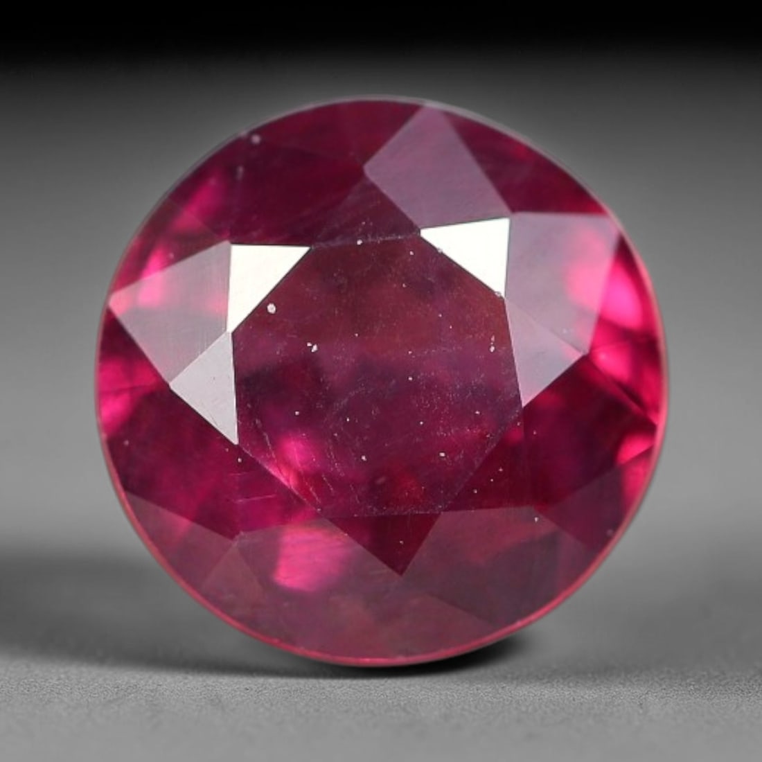 1.22ct Natural Mozambican Deep Rich Red Faceted Almandine Garnet Loose Gemstone, 13BE: This expertly faceted garnet features a deep rich red body tone with tiny fine mineral micro-inclusions evenly scattered within its transparent interior, precise polished facet planes maximize light r