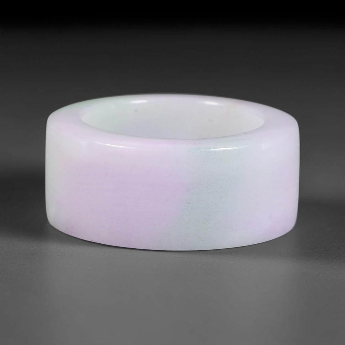 Natural Burmese Type A Jadeite Jade Lavender & Green Wide Band Ring, 73BG: Solid untreated Burmese Type A jadeite jade wide cylindrical band ring, US ring size 11.5 with a broad 20mm band width. The jadeite displays a soft gradient blend of delicate lavender lilac transition