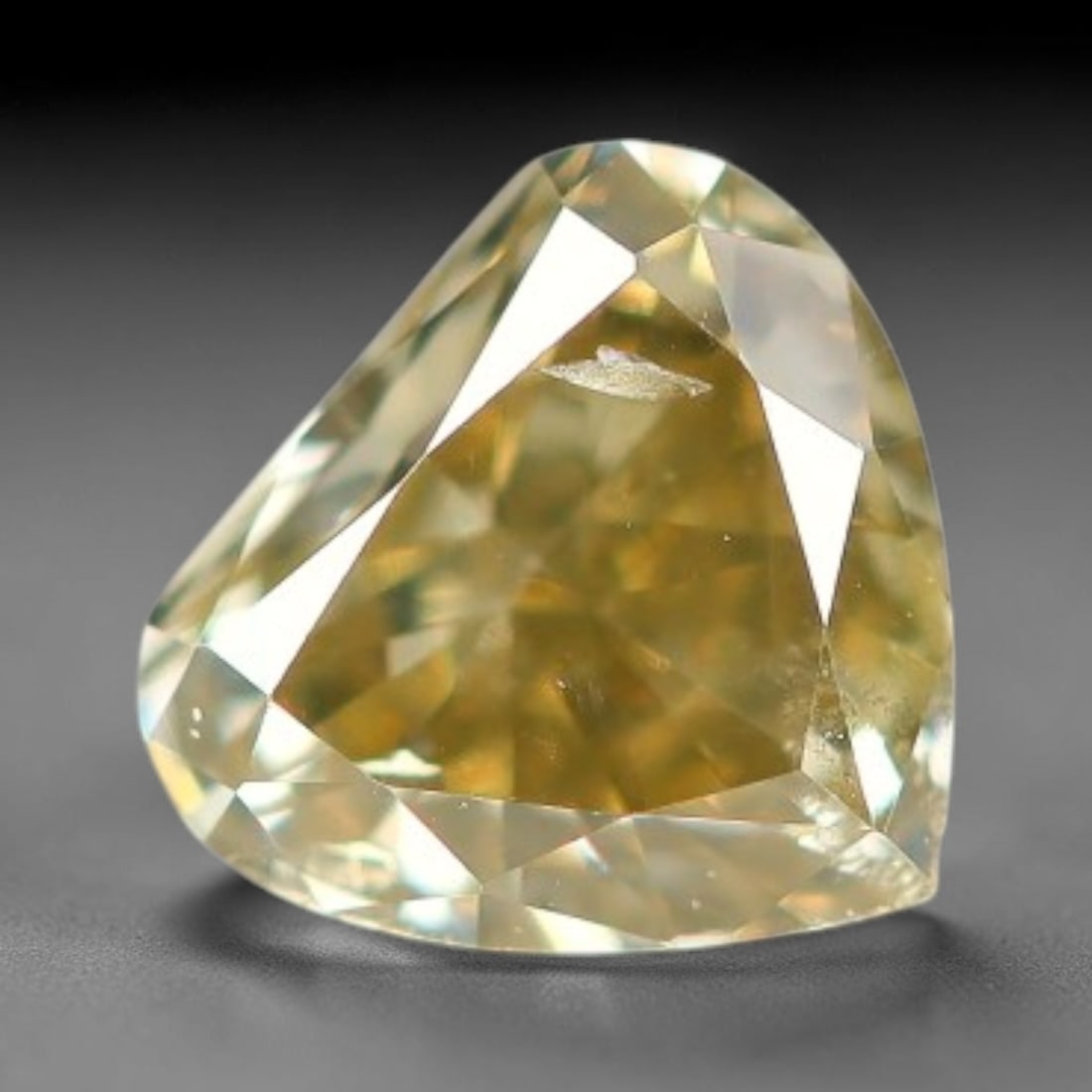 0.20ct Untreated Natural Fancy Diamond Loose Gemstone, 72BH: This fully polished untreated natural fancy diamond features inherent internal mineral markings characteristic of natural diamond formation, measured at calibrated dimensions of 3.8x3.5x2mm. Precision