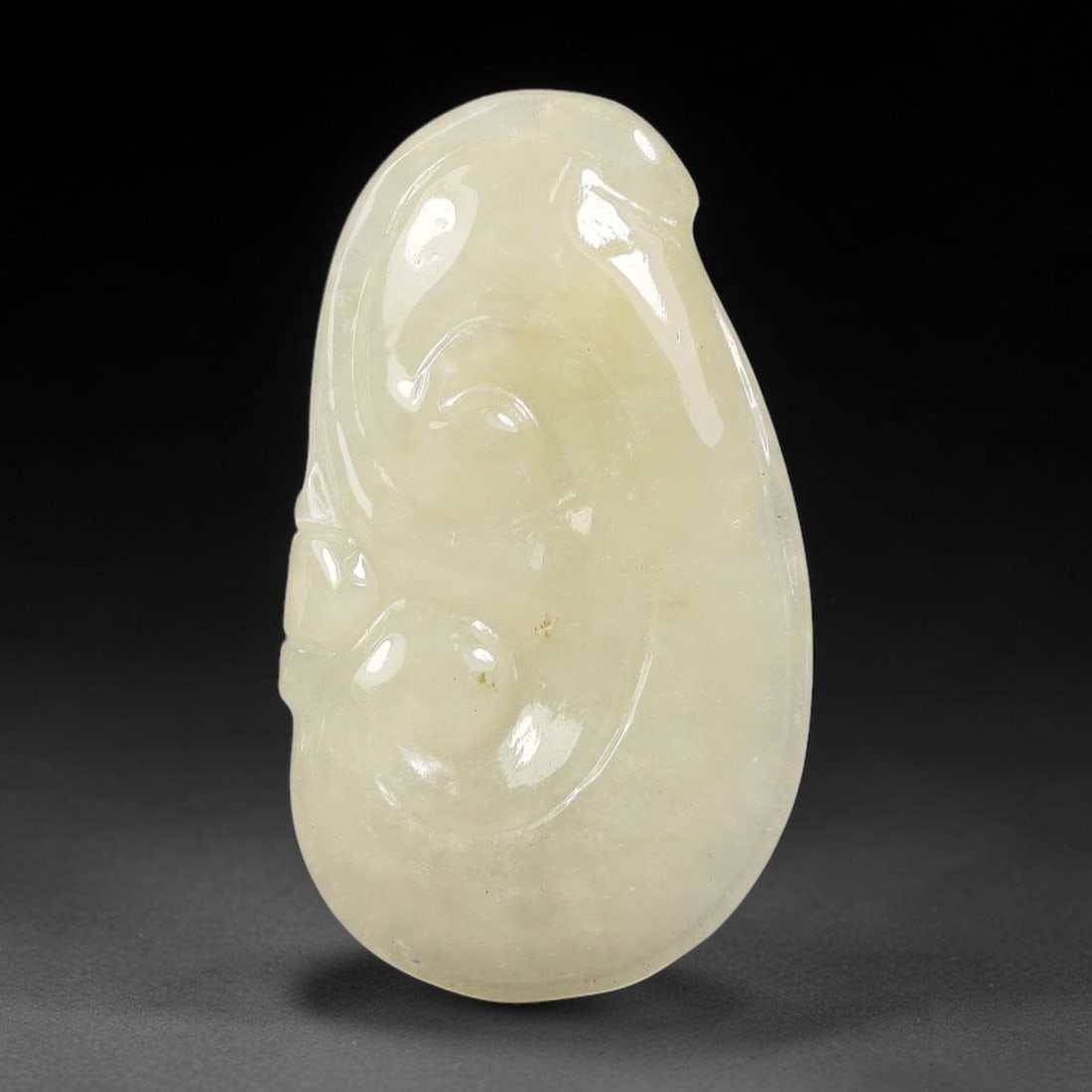 Natural Burmese Type A Jadeite Jade Hand Carved Pendant, 38BS: Artisan hand-carved untreated Burmese Type A jadeite jade pendant measuring 25x15 mm. Carefully sculpted with detailed relief craftsmanship and finished with a smooth glossy polish. Authentic Type A j