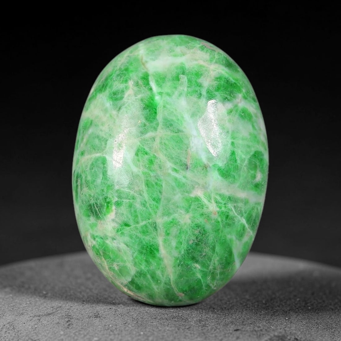 13.96ct Natural Burmese Type A Jadeite Jade Cabochon, 38FP: This single loose natural Burmese Type A jadeite jade cabochon, fully untreated with no dyeing, bleaching or resin impregnation, this genuine Type A jade retains its all-natural crystalline structure 