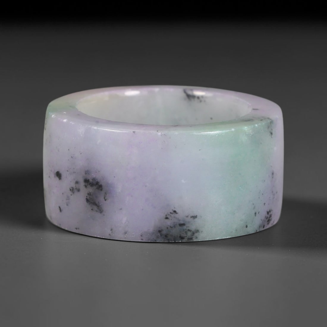 Natural Burmese Type A Jadeite Jade Lavender & Green Wide Band Ring, 84BG: Solid untreated Burmese Type A jadeite jade wide cylindrical band ring, US ring size 11.75 with a broad 21mm band width. The jadeite displays a soft gradient blend of delicate lavender lilac transitio