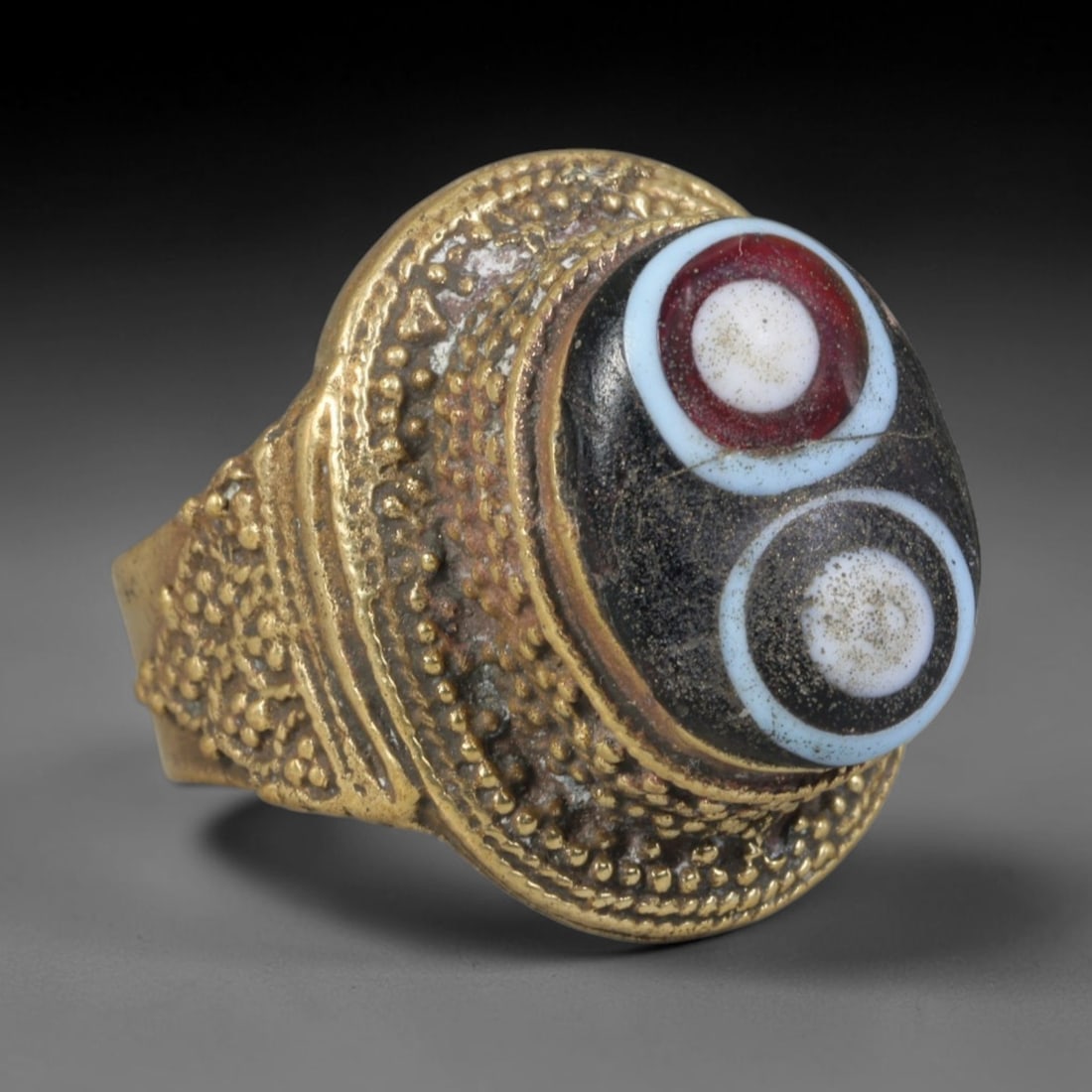 Antique Islamic Millefiori Evil Eye Glass Cabochon Set Vintage Signet Ring (1700-1900 CE), 62AM: The primary collectible value resides within the inset antique millefiori evil-eye glass cabochon, authentic genuine antique glass (distinguished from earlier ancient glass and modern vintage glass) c