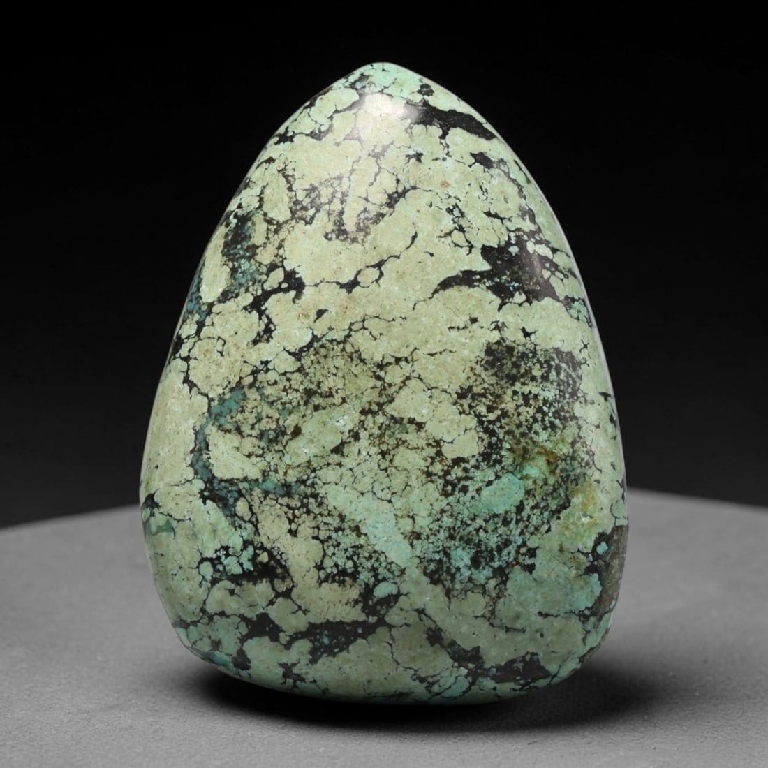 24ct Vintage Tibetan Natural Turquoise Freeform Cabochon Loose Gemstone, 72BW: Polished vintage Tibetan turquoise freeform cabochon loose gemstone, measuring 27x21 mm. Features characteristic natural matrix webbing and earthy mineral markings inherent to authentic Tibetan turquo