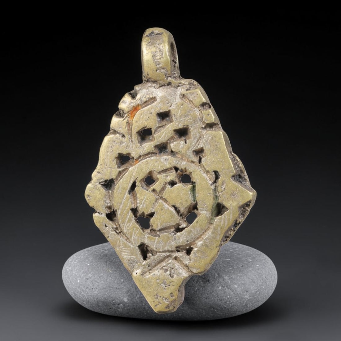 Vintage Ethiopian Copper Alloy Cross Pendant, 27EJ: Crafted from copper alloy, this traditional Ethiopian cross pendant features integrated suspension loop for wear. Shows authentic surface patina consistent with vintage origin. Dimensions: 4x2.5cm. So