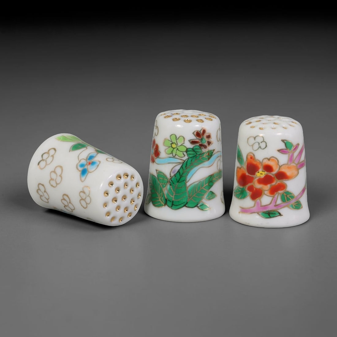 Vintage Hand-Painted Porcelain Floral Thimble Set of 3 - Mini Sewing Collectibles, 16AR (1 of 2)