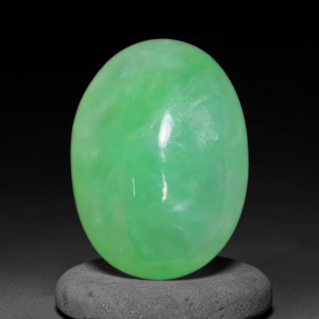 3.13ct Natural Burmese Type A Jadeite Jade Cabochon Loose Gemstone, 47BT: This smoothly polished cabochon is genuine Type A Burmese jadeite jade. It displays soft, even green saturation with gentle natural tonal variation across the polished surface, featuring a fine compac