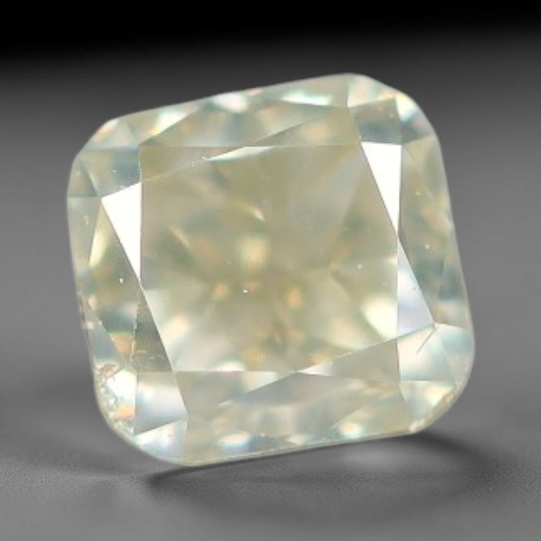 0.23ct Untreated Natural Fancy Diamond Loose Gemstone, 77BH: This fully polished untreated natural fancy diamond features inherent internal mineral markings characteristic of natural diamond formation, measured at calibrated dimensions of 3.1x2.9x2.3mm. Precisi