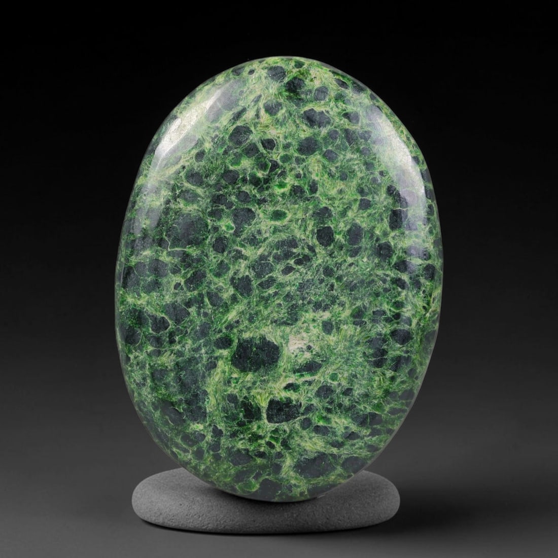 31.53ct Natural Burmese Type A Jadeite Jade Cabochon, 28AL: This single loose natural Burmese Type A jadeite jade cabochon, fully untreated with no dyeing, bleaching or resin impregnation, this genuine Type A jade retains its all-natural crystalline structure 