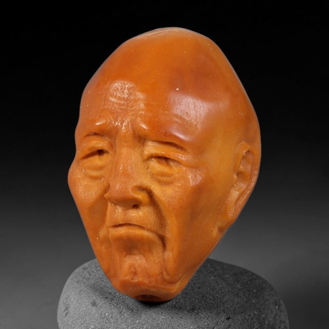 A Chinese Carved Natural Olive Nut Drilled Art Bead, 48BZ (1 of 1)