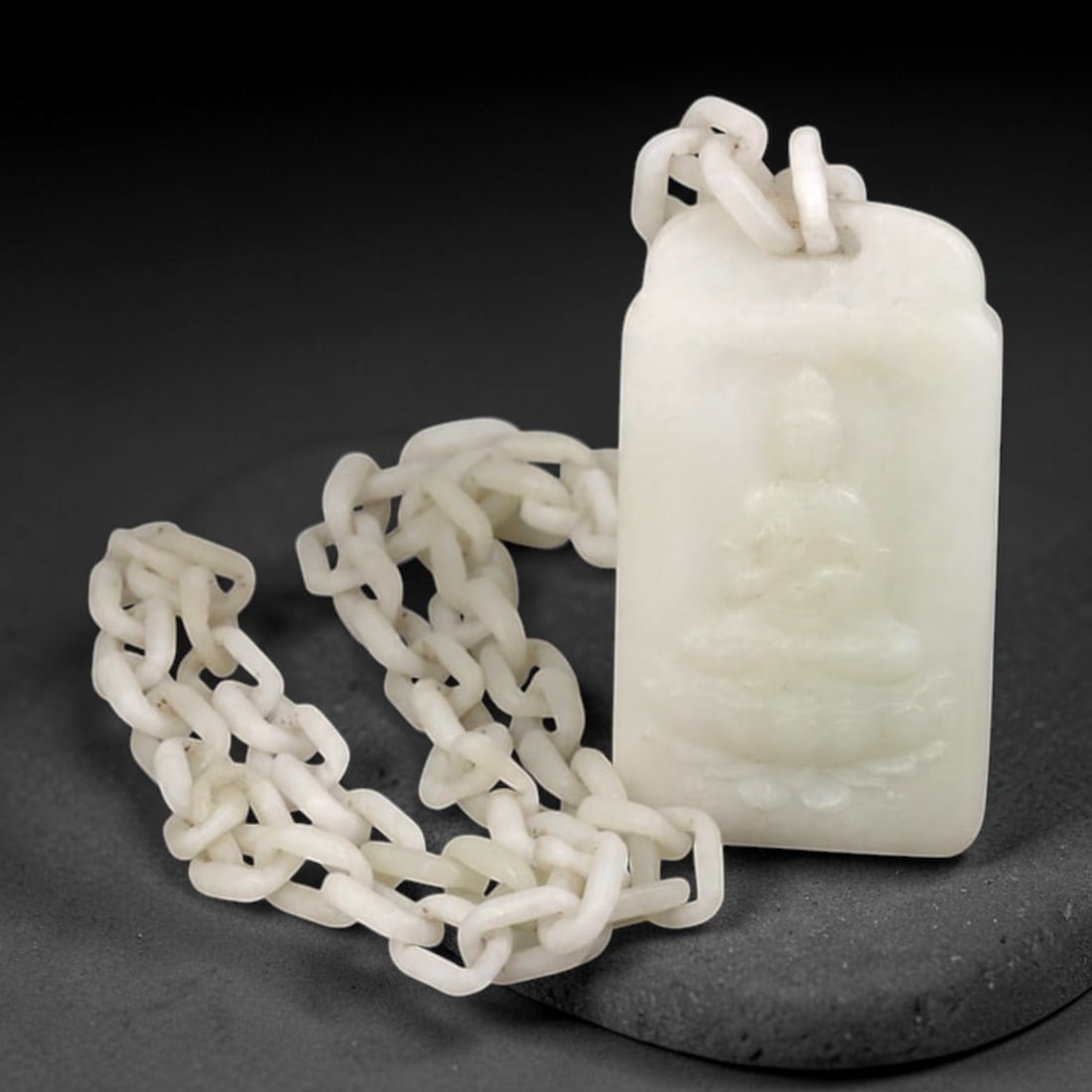 Natural Xinjiang Hetian Mutton Fat White Jade Plaque Pendant With Integrated Hand Carved Chain, 7AT: Meticulously hand-carved from a single piece of natural Xinjiang Hetian mutton fat white nephrite rough stone, this rare set features an unbroken seamlessly connected chain and seated Buddha pendant p