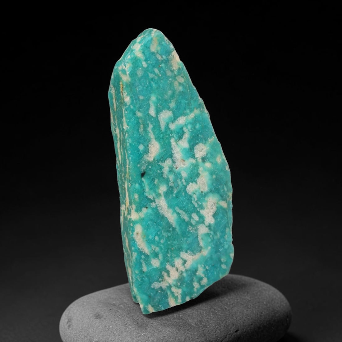 85ct Natural Russian Ural Amazonite Slab Rough, 89EB: This intact amazonite slab features distinct parallel mineral banding running uniformly across its naturally split flat surface within 55x21x7mm slab dimensions, retaining unmodified natural geologica