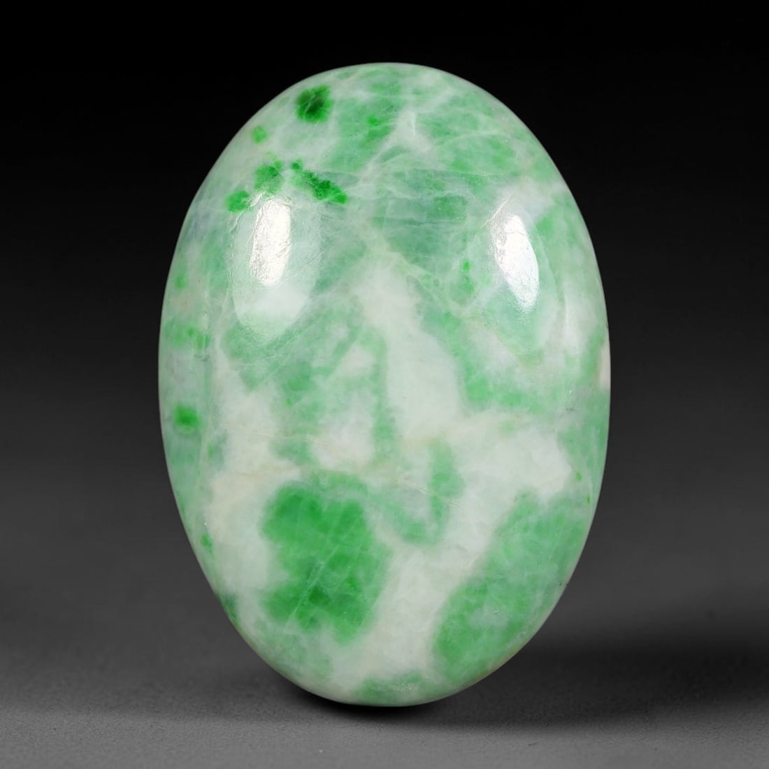 22.72ct Natural Burmese Type A Jadeite Jade Cabochon, 61FA: This single loose natural Burmese Type A jadeite jade cabochon, fully untreated with no dyeing, bleaching or resin impregnation, this genuine Type A jade retains its all-natural crystalline structure 
