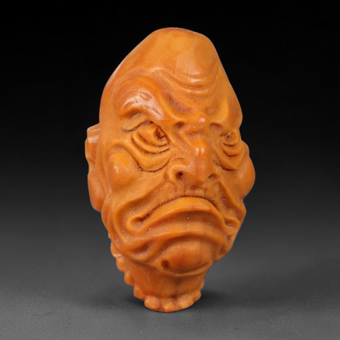 A Chinese Carved Natural Olive Nut Drilled Art Bead, 24BZ (1 of 1)