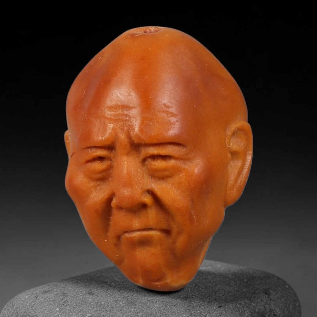 A Chinese Carved Natural Olive Nut Drilled Art Bead, 47BZ (1 of 1)