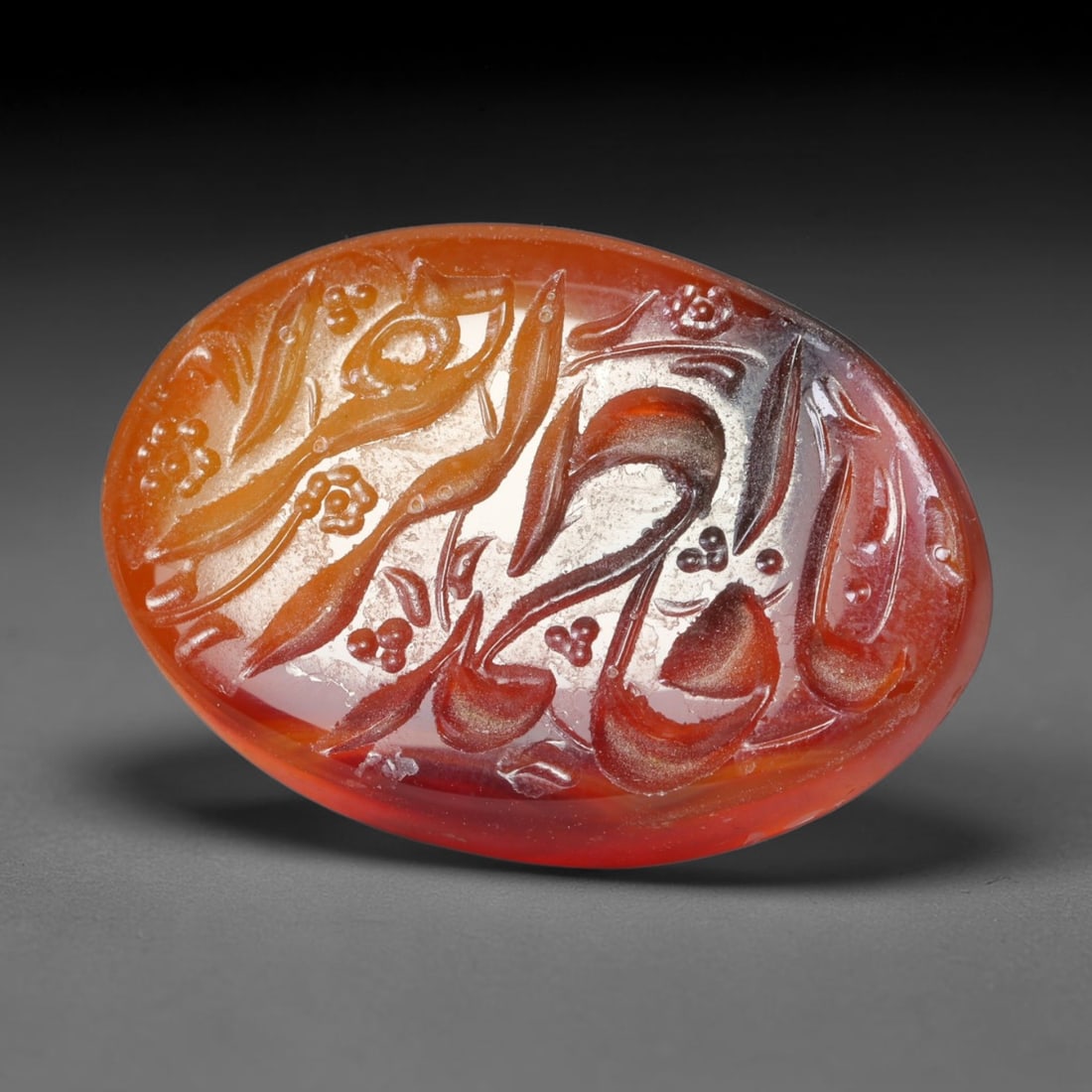Early Vintage Islamic Natural Agate Script Intaglio Seal Cabochon (Post 1900 CE), 92EL: Fully hand-engraved agate intaglio seal tablet, crafted entirely by hand with no machine-assisted carving. The polished stone face features inscribed devotional script contained within a defined carvi