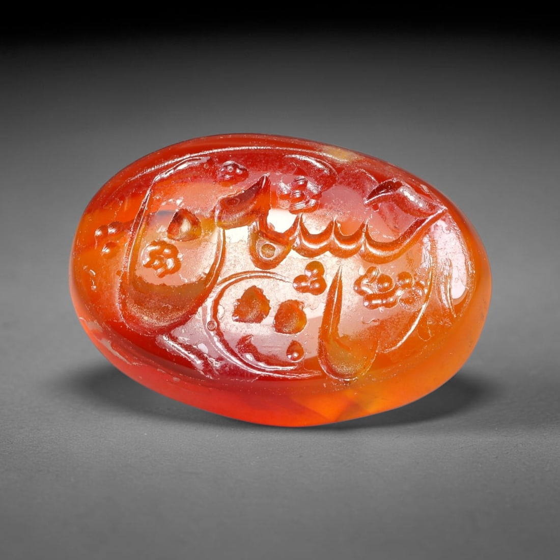 Early Vintage Islamic Natural Agate Script Intaglio Seal Cabochon (Post 1900 CE), 81EP: Fully hand-engraved agate intaglio seal tablet, crafted entirely by hand with no machine-assisted carving. The polished stone face features inscribed devotional script contained within a defined carvi