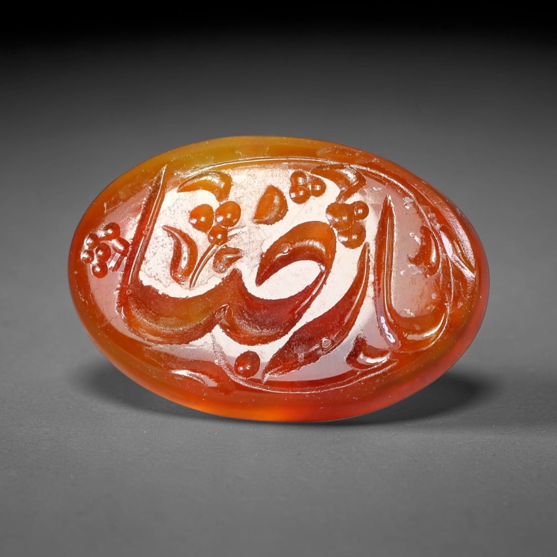 Early Vintage Islamic Natural Agate Script Intaglio Seal Cabochon (Post 1900 CE), 74EP: Fully hand-engraved agate intaglio seal tablet, crafted entirely by hand with no machine-assisted carving. The polished stone face features inscribed devotional script contained within a defined carvi