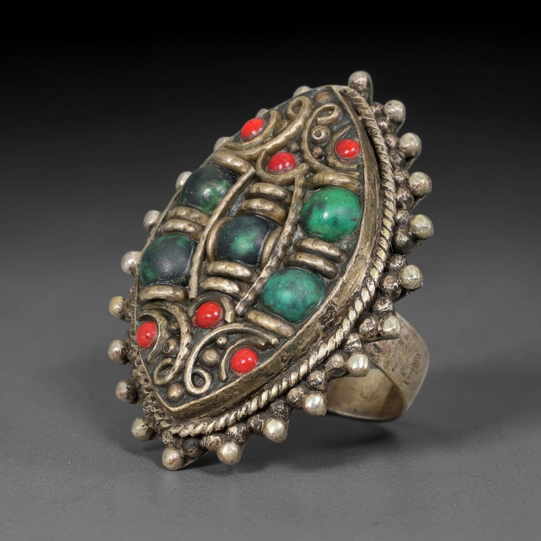 Vintage Tibetan Tribal Silver Plated Gemstone Inlay Ring, US Size 11, 8BZ: Vintage Tibetan constructed ring with silver plated metal framework. The face features carefully set natural mineral inlays surrounded by detailed traditional metal ornamentation and textured border d