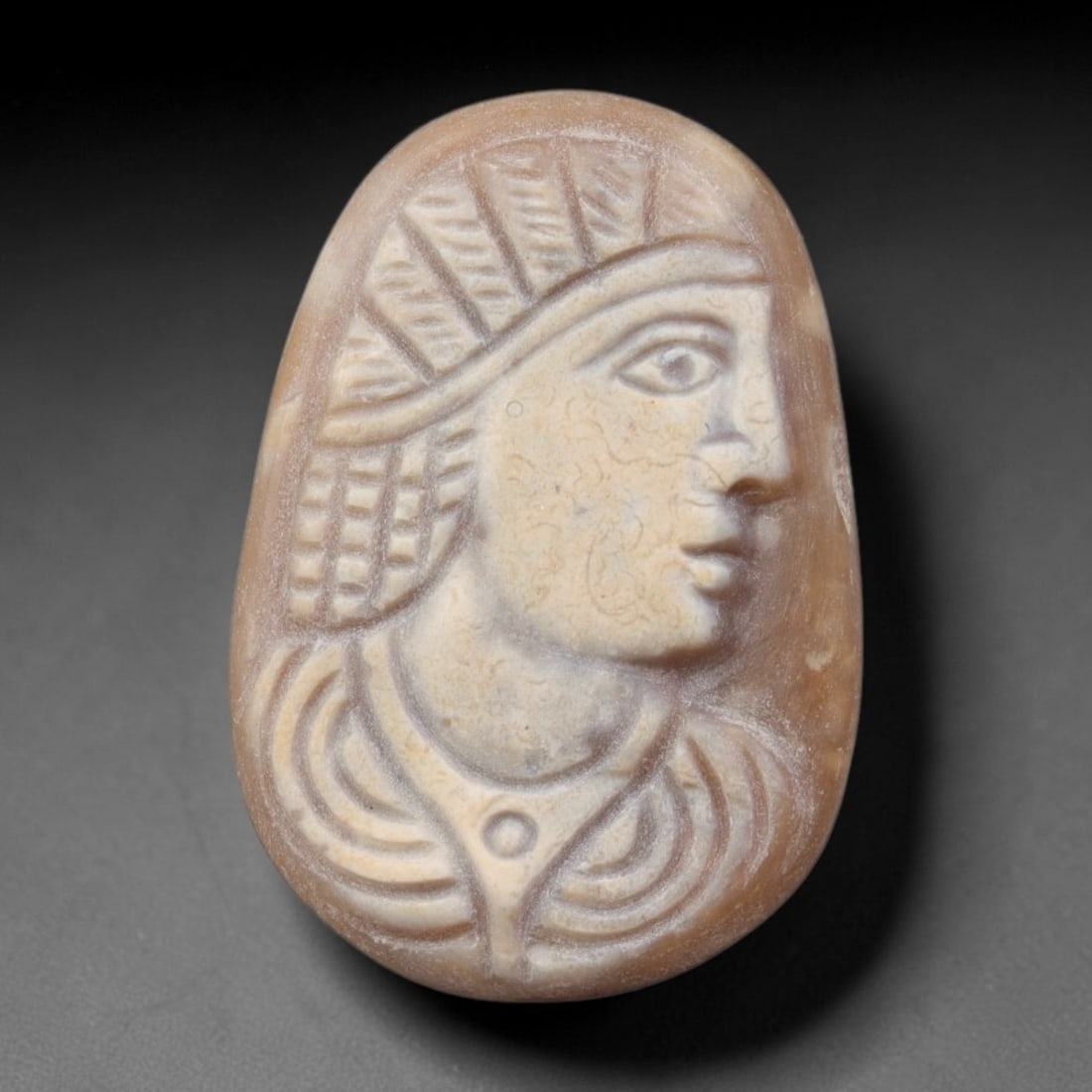 Vintage Natural Carnelian Agate Indo-Persian Revival Portrait Intaglio Cabochon, 59FL: This vintage carved intaglio cabochon is fashioned from natural carnelian agate, crafted in a revival style drawing inspiration from classical Indo-Persian glyptic arts. The smooth domed stone hosts f