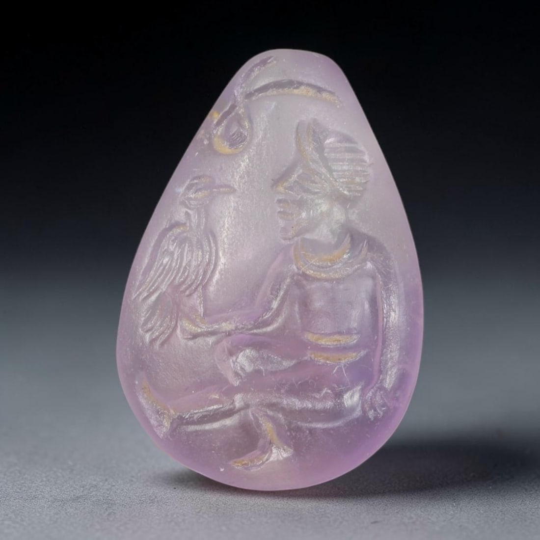 Ancient Sasanian Persian Amethyst Intaglio Seal (224-651 CE), 12EJ: This antique amethyst intaglio seal originates from the Sasanian Persian Empire, serving as a functional sealing device and personal talisman reflecting figural artistic conventions of late antique Pe