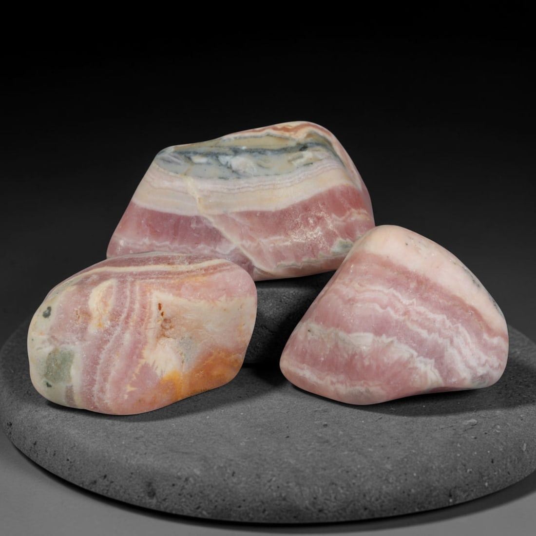 71ct 3pcs Natural Argentine Rhodochrosite Banded Tumbled Rough Set, 8FD: This listing features three individual tumbled rhodochrosite rough pieces sourced from Argentina Capillitas deposits, each showcasing distinct layered banding of soft rose pink, cream white and pale t
