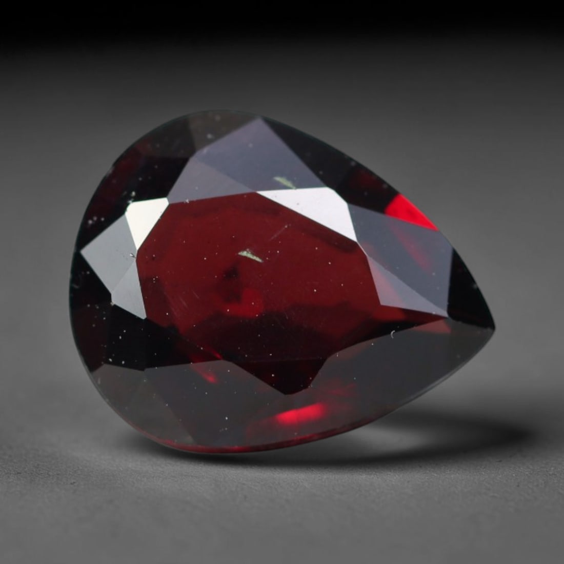 3.64ct Natural Mozambican Deep Crimson Red Faceted Almandine Garnet Loose Gemstone, 99BC: This meticulously faceted garnet features a dense, rich red crystalline body dotted with subtle micro mineral inclusions scattered evenly throughout its transparent interior, precision-cut reflective 