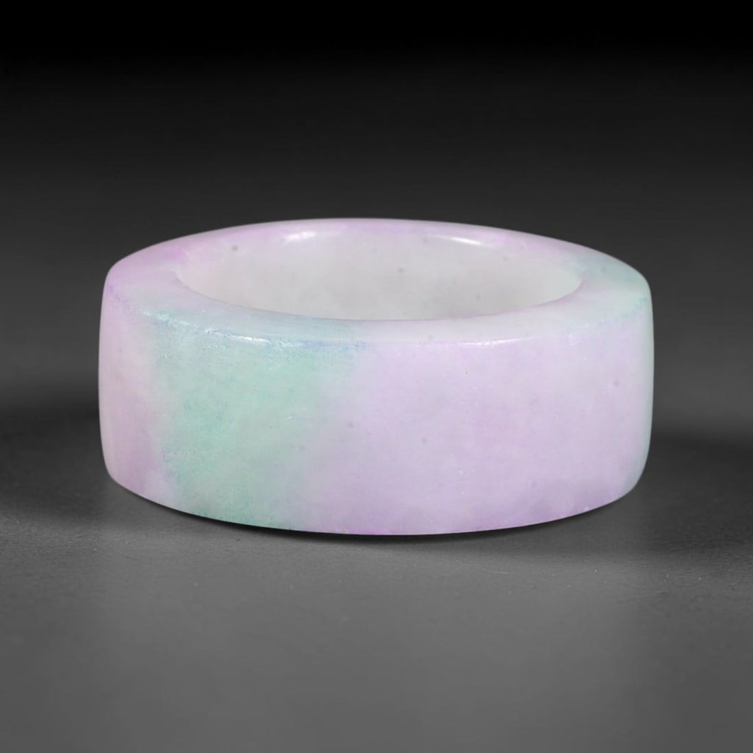 Natural Burmese Type A Jadeite Jade Lavender & Green Wide Band Ring, 77BG: Solid untreated Burmese Type A jadeite jade wide cylindrical band ring, US ring size 11.5 with a broad 18mm band width. The jadeite displays a soft gradient blend of delicate lavender lilac transition