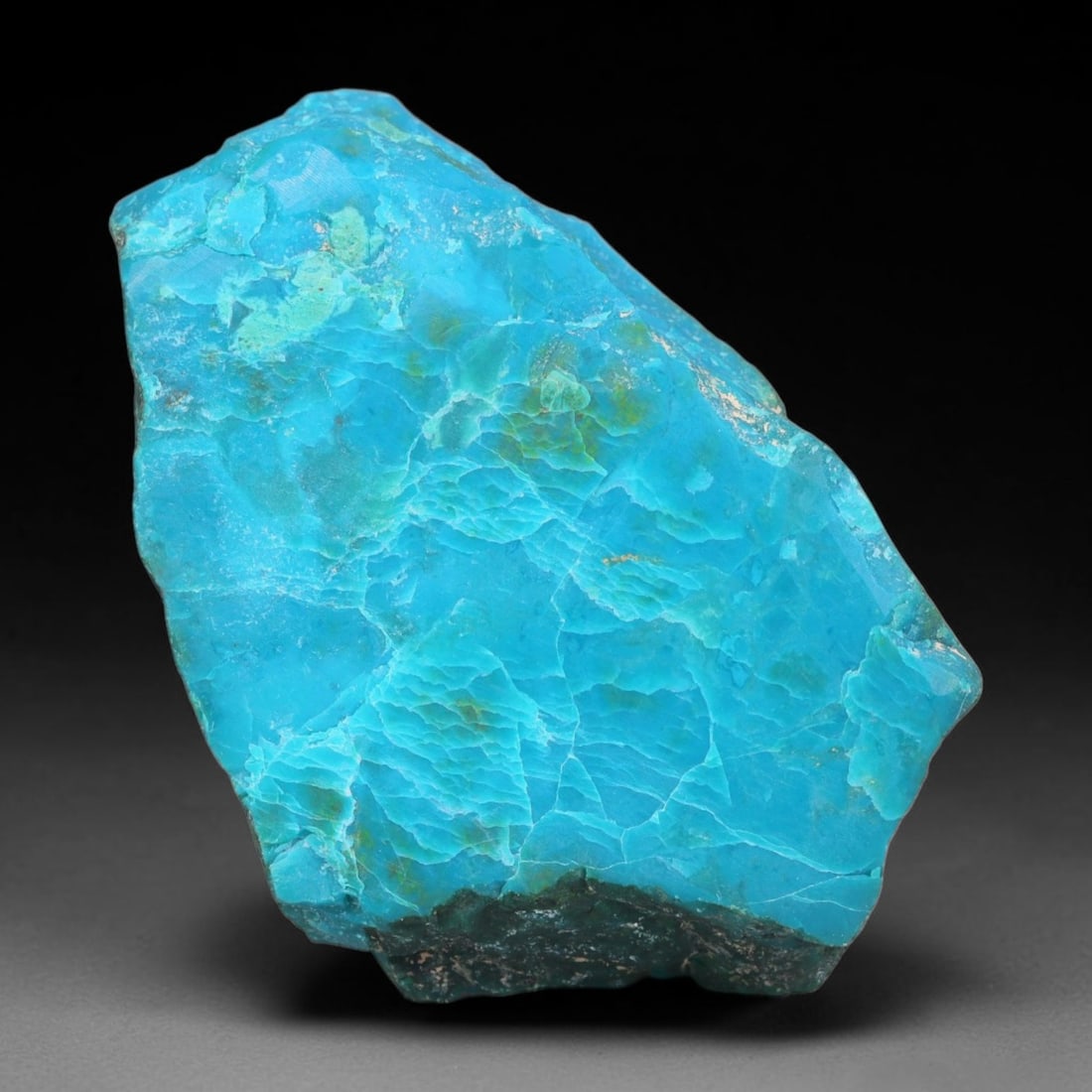 112.30ct Natural Peruvian Chrysocolla Polished Slab Rough, 61EK: This partial-polished chrysocolla slab features blended mineral matrix with smooth refined face and unaltered natural rugged edge across its 43x29x11mm elongated form, translucent mineral layers hold 