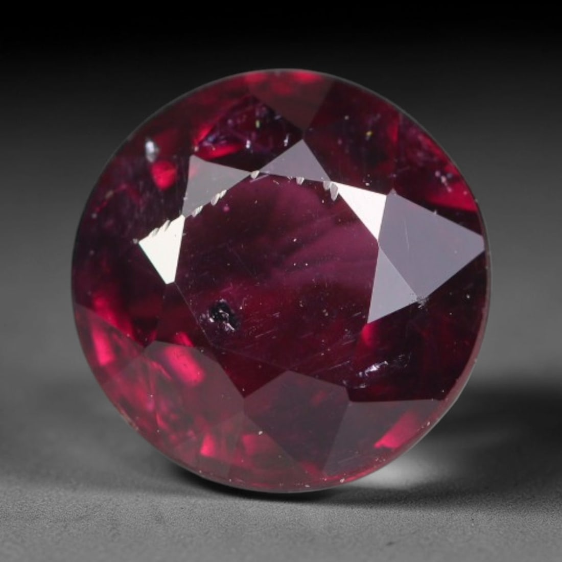 1.73ct Natural Mozambican Deep Rich Red Faceted Almandine Garnet Loose Gemstone, 7BD: This expertly faceted garnet features a deep rich red body tone with tiny fine mineral micro-inclusions evenly scattered within its transparent interior, precise polished facet planes maximize light r